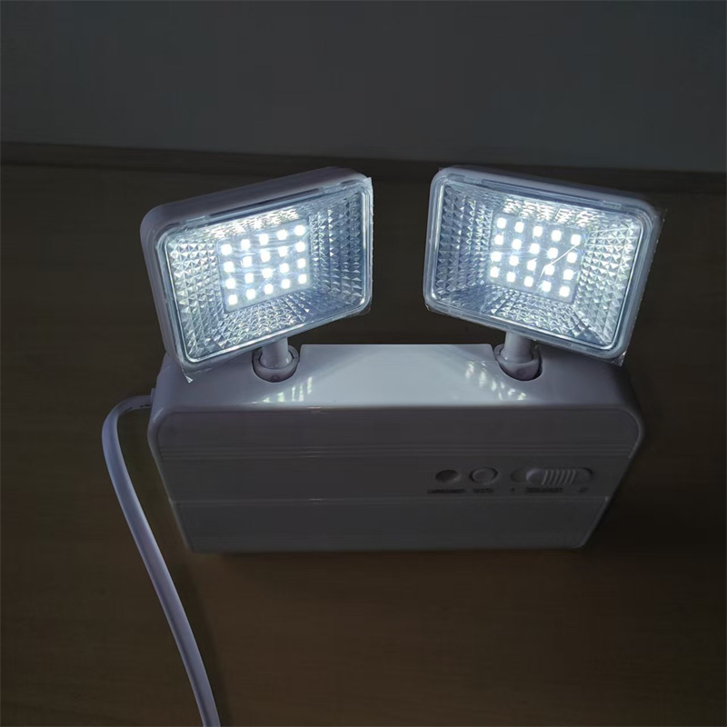 360° Rotatable Lamp Head Emerg - огляд і ціна Power Outage Light